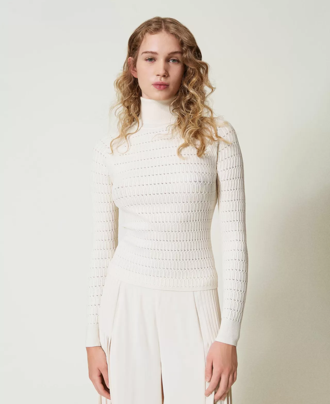 TWINSET Milano Figurbetonter Stehkragenpullover