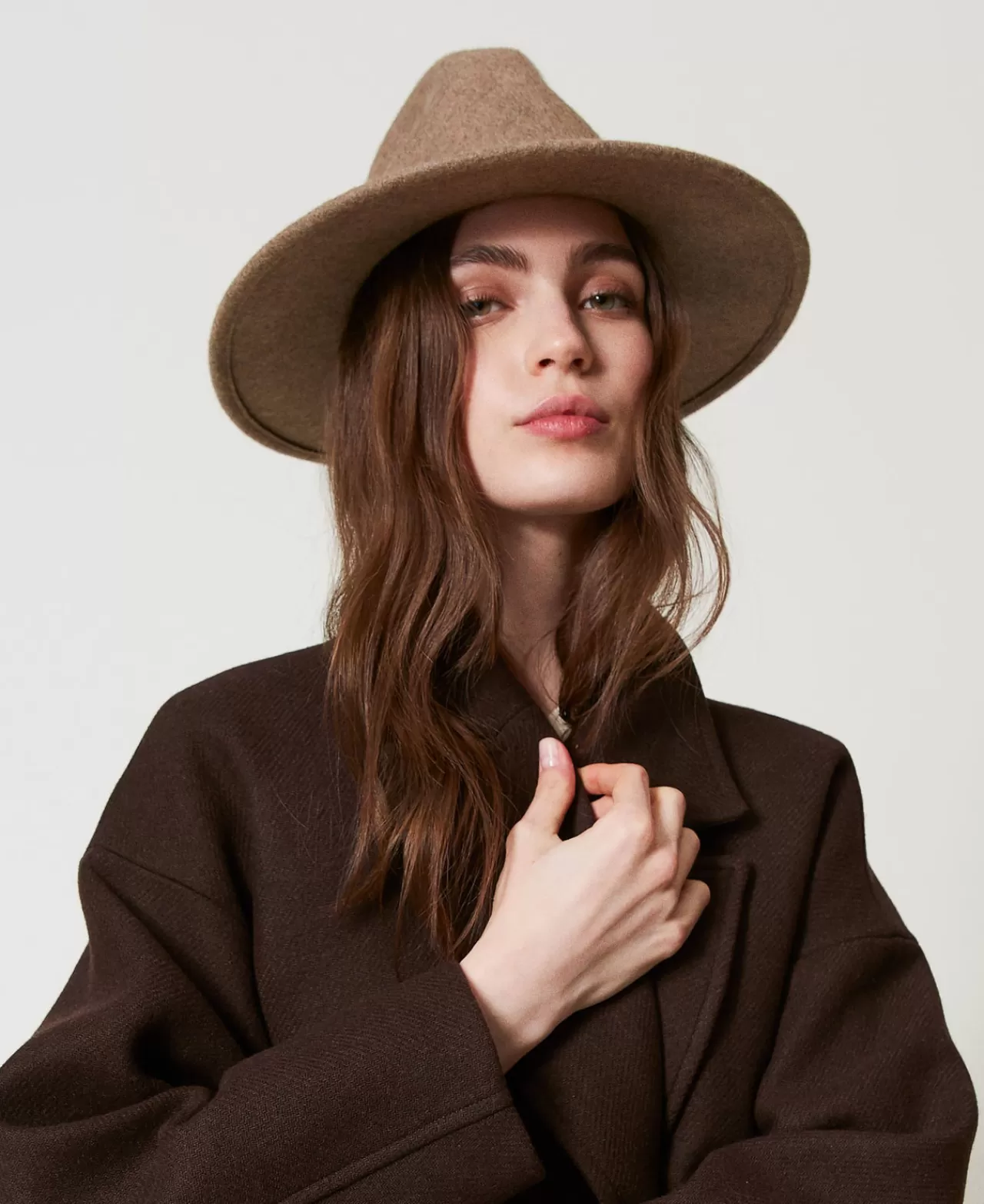 TWINSET Milano Hut Aus Tuch Mit Oval T