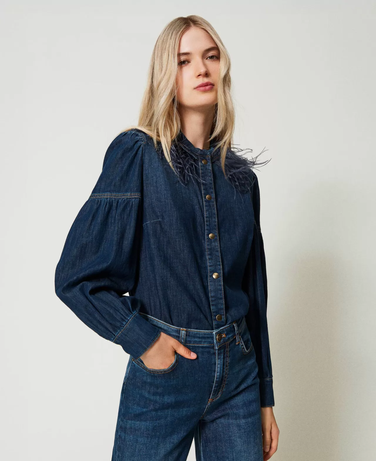 TWINSET Milano Jeanshemd Mit Federn