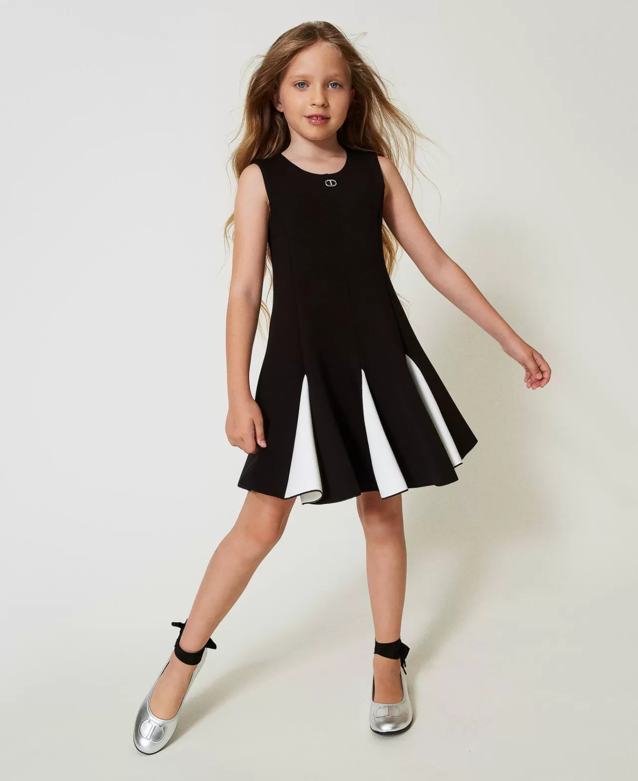 TWINSET Milano Kurzes, Zweifarbiges Scubakleid