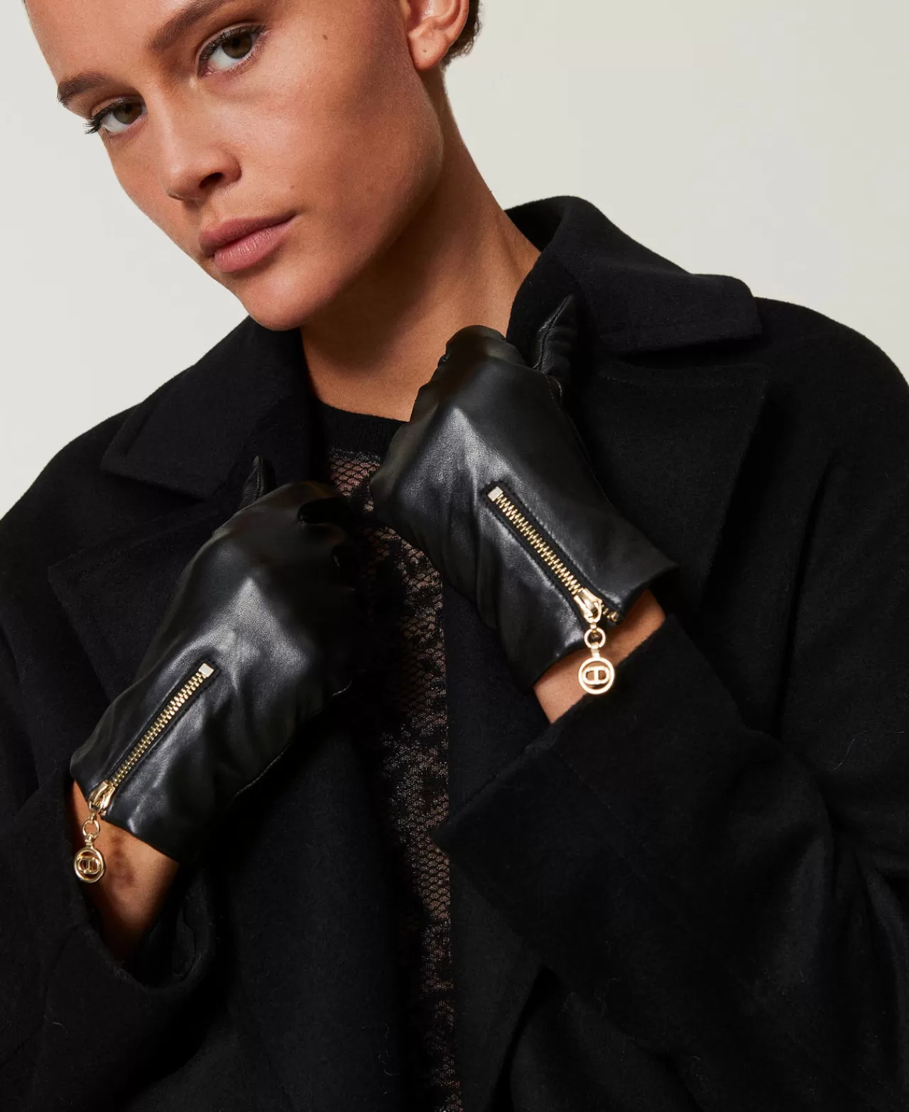 TWINSET Milano Lederhandschuhe Mit Reißverschluss Und Oval T