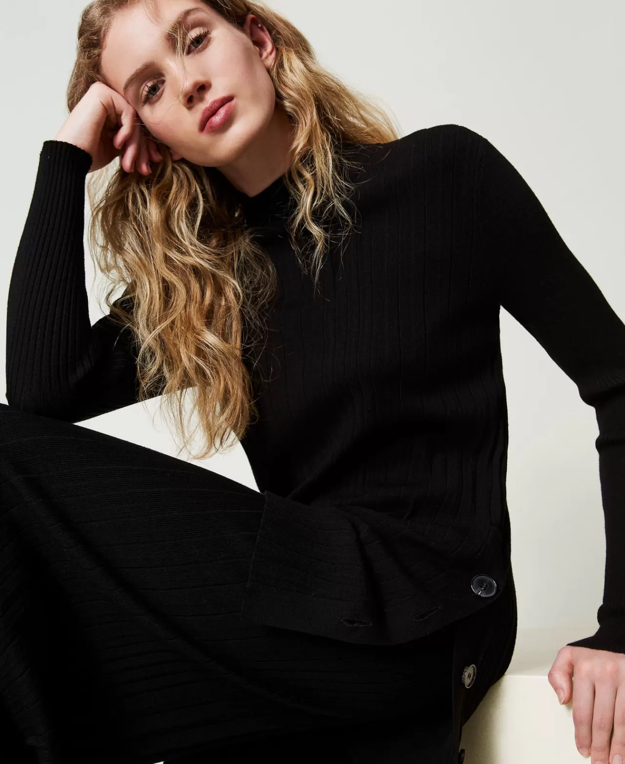 TWINSET Milano Maxi-Plisseepullover Mit Knöpfen