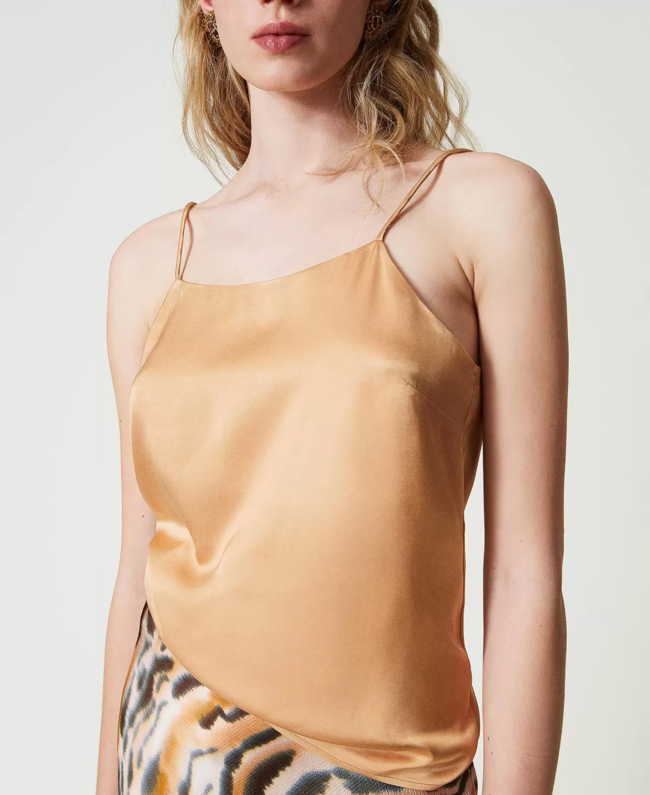 TWINSET Milano Satintop Mit Geradem Ausschnitt