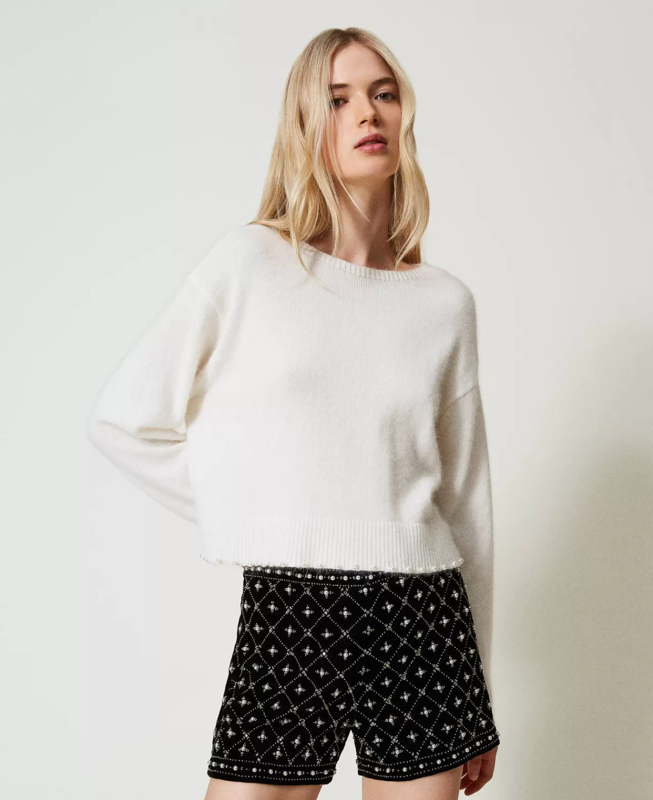 TWINSET Milano Shorts Aus Besticktem Samt
