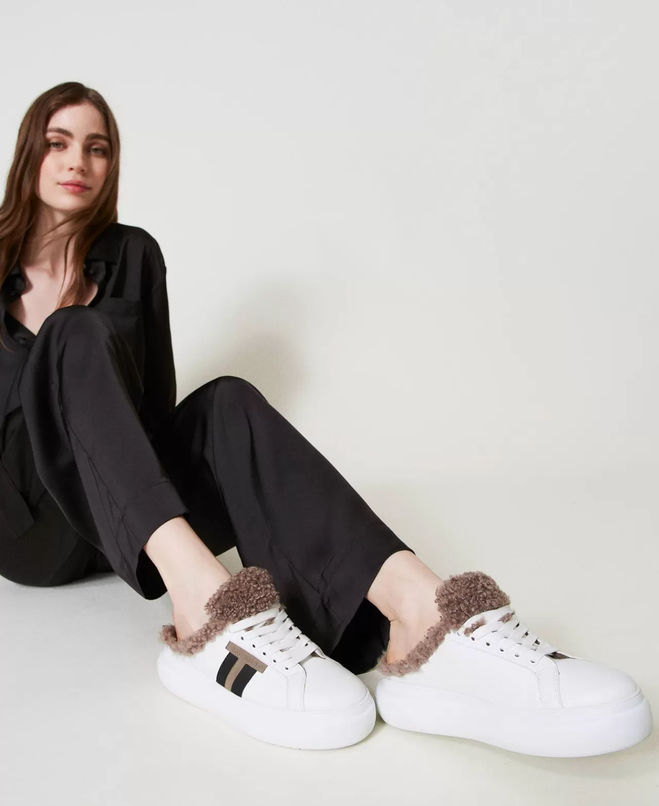 TWINSET Milano Slide-Sneaker Mit Pelzimitat
