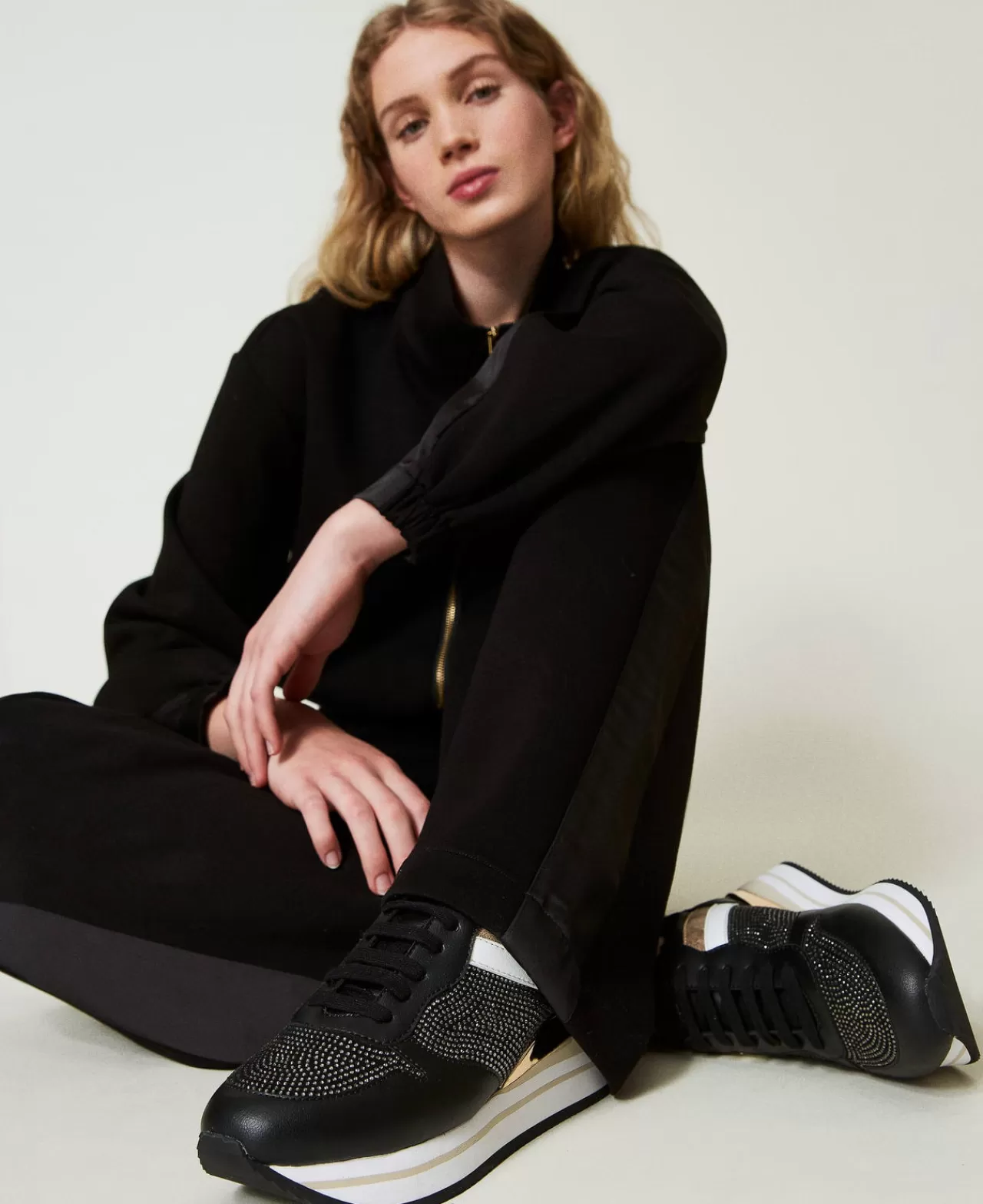 TWINSET Milano Sneaker Im Laufschuhstil Mit Strass
